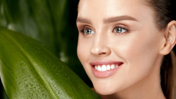 پوست بی‌نقص و درخشان