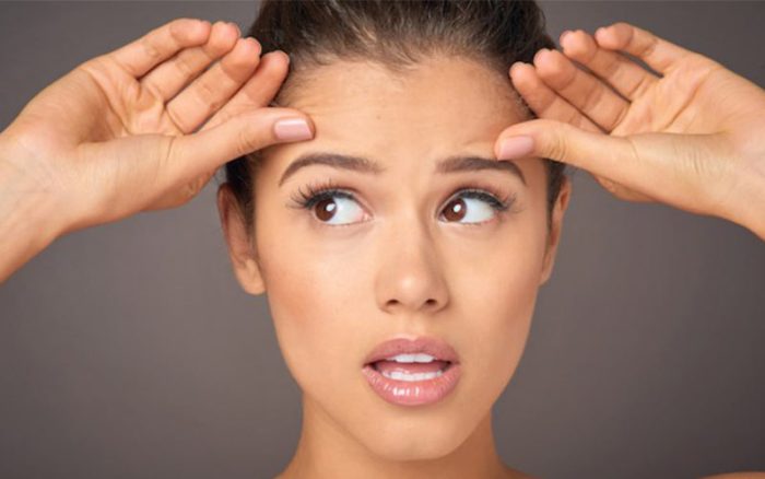 راهکارهای طبیعی و علمی برای کاهش چروک‌های صورت بدون نیاز به بوتاکس